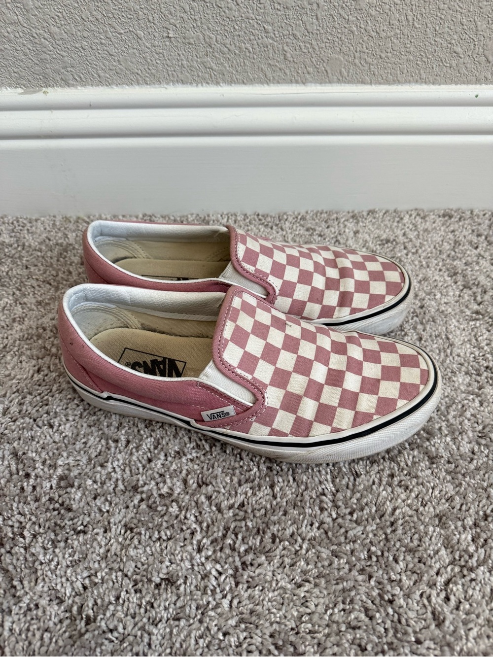 Vans Slip-On Checkerboard in Pink and White